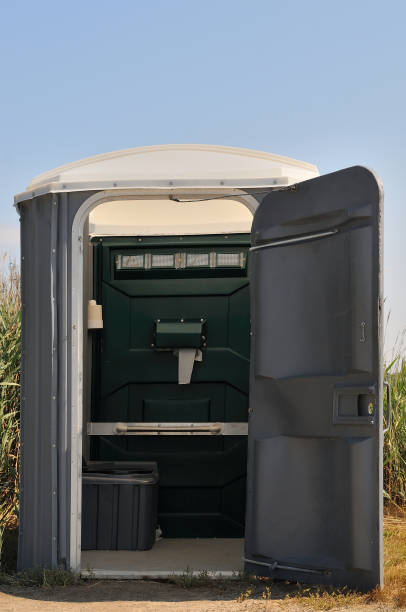 Best Construction site porta potty rental  in Woodlake, CA